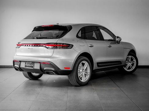 New 2026 Porsche Macan image 7