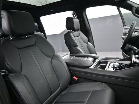 New 2026 Jeep Grand Wagoneer Limited AWD/4WD image 26