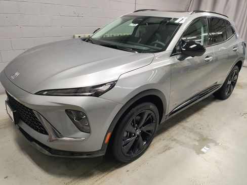 New 2026 Buick Envision Sport Touring image 19