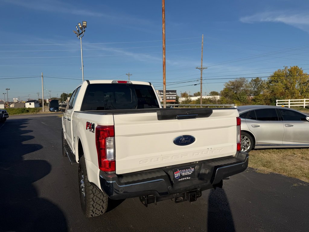 Used 2017 Ford F350 XLT w/ XLT Premium Package AWD/4WD image 5