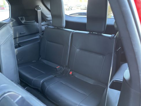 Used 2023 Mitsubishi Outlander SE Black Edition image 41