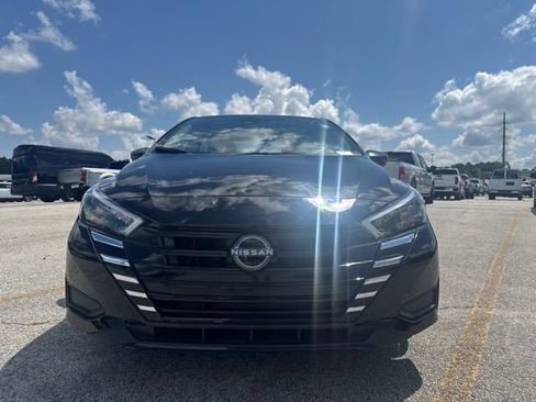Used 2025 Nissan Versa S w/ S Plus Package FWD image 8