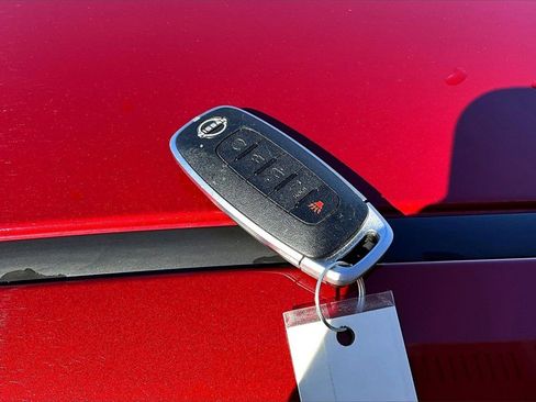 Used 2024 Nissan Versa SR w/ Trunk Package image 12