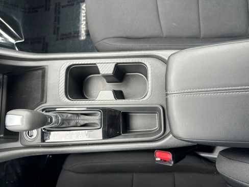 Used 2025 Nissan Sentra S image 19