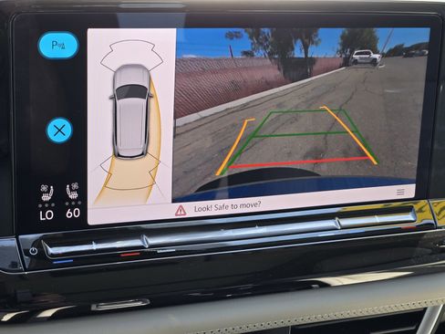 New 2026 Volkswagen Atlas SEL image 12