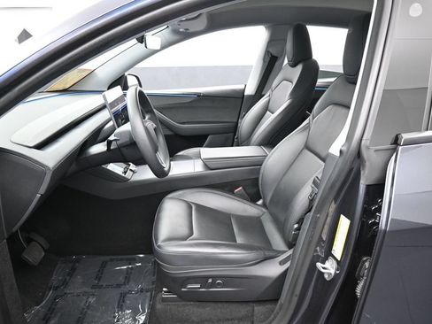 Used 2026 Tesla Model Y 2WD image 11