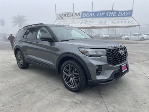 New 2026 Ford Explorer ST-Line w/ ST-Line Street Pack image 7