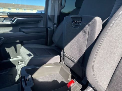Used 2024 GMC Sierra 1500 Elevation AWD/4WD image 16
