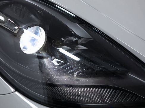 Certified 2022 Porsche 718 Boxster Spyder image 29