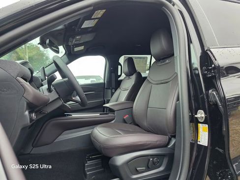 New 2026 Ford Explorer Platinum image 9