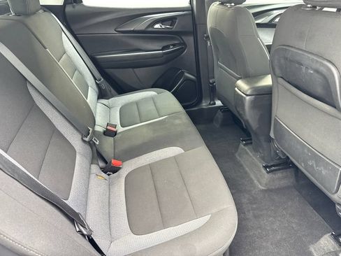 Used 2023 Chevrolet TrailBlazer LS FWD image 38