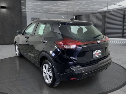 Used 2025 Nissan Kicks Play S FWD image 7