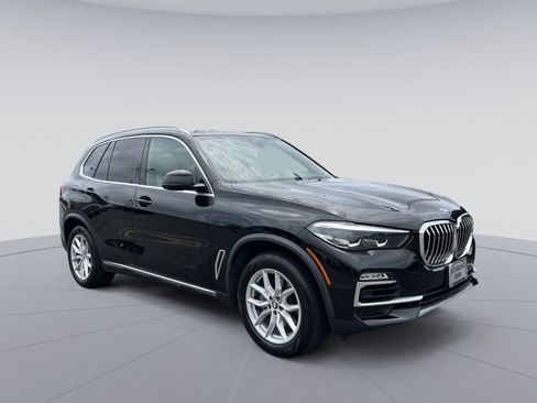 Used 2021 BMW X5 xDrive40i w/ Convenience Package AWD/4WD image 11