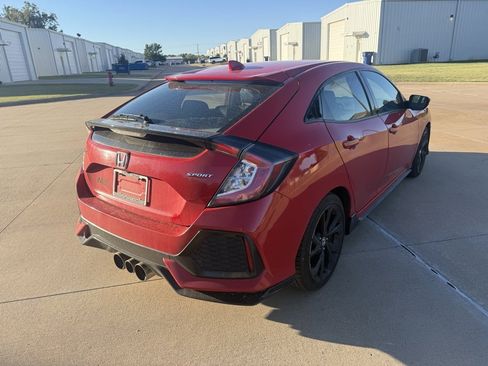 Used 2018 Honda Civic Sport image 3