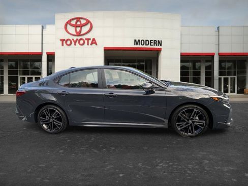 Used 2026 Toyota Camry XSE FWD image 8