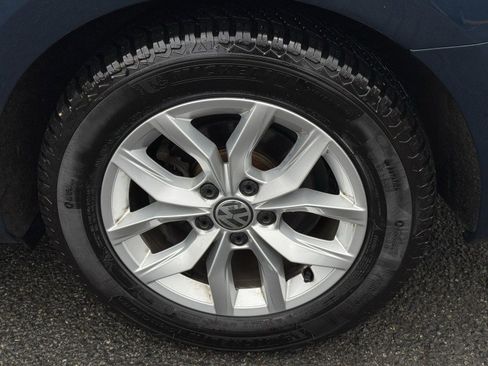 Used 2018 Volkswagen Passat 2.0T S image 29