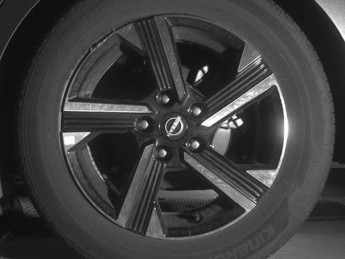 Used 2025 Nissan Sentra SV image 11