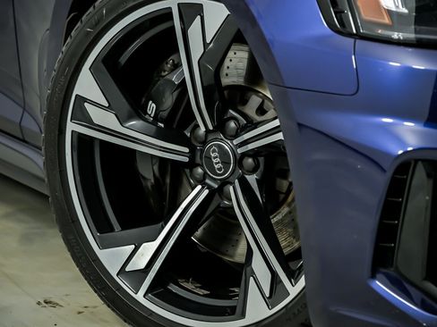 Used 2019 Audi RS 5 2.9T quattro image 4