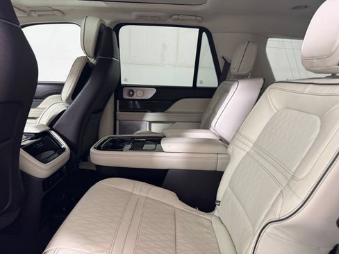 Certified 2023 Lincoln Navigator Black Label AWD/4WD image 33