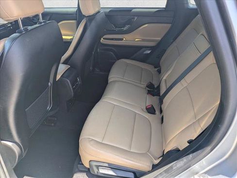 Used 2023 Lincoln Corsair Reserve FWD image 19