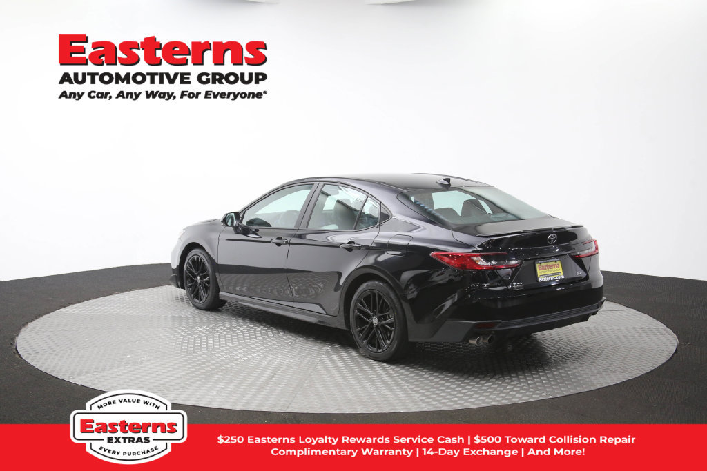 Used 2025 Toyota Camry SE FWD image 65