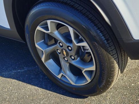 New 2026 Chevrolet Trax LT w/ Driver Confidence Package image 5