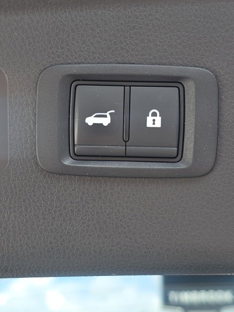 Used 2024 Mitsubishi Eclipse Cross SEL AWD/4WD image 10