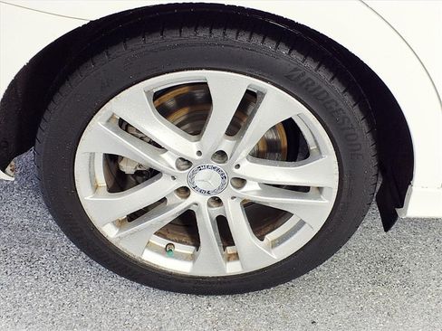 Used 2013 Mercedes-Benz C 250 Sedan image 6