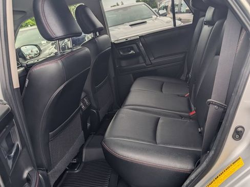 Used 2020 Toyota 4Runner Venture AWD/4WD image 15