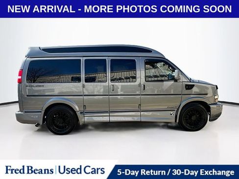 Used 2019 Chevrolet Express 2500 image 9