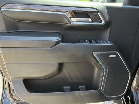 Certified 2024 Chevrolet Silverado 1500 RST w/ Convenience Package II AWD/4WD image 30