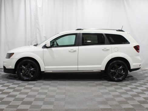 Used 2020 Dodge Journey Crossroad FWD image 33
