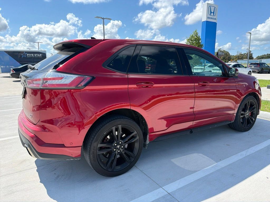 Used 2021 Ford Edge ST w/ Equipment Group 401A AWD/4WD image 5