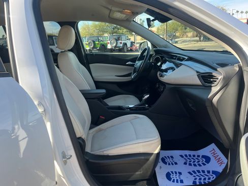 Used 2022 Buick Encore GX Select image 19