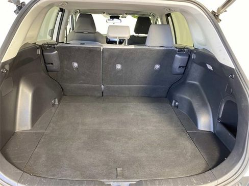 Used 2021 Toyota RAV4 XLE w/ Convenience Package image 8