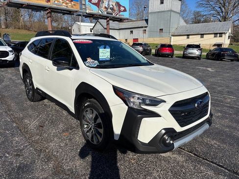 Used 2023 Subaru Outback Limited image 4