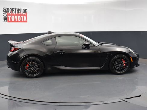 Used 2025 Toyota GR86 Premium w/ Performance Package image 5