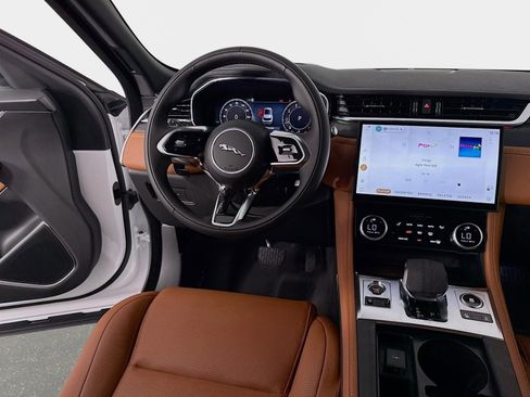 New 2026 Jaguar F-PACE R-Dynamic S AWD/4WD image 25