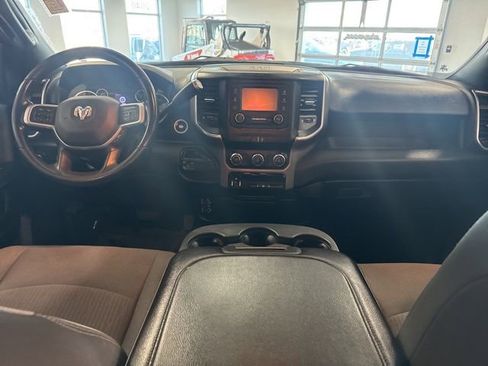 Used 2021 RAM 2500 Big Horn image 32