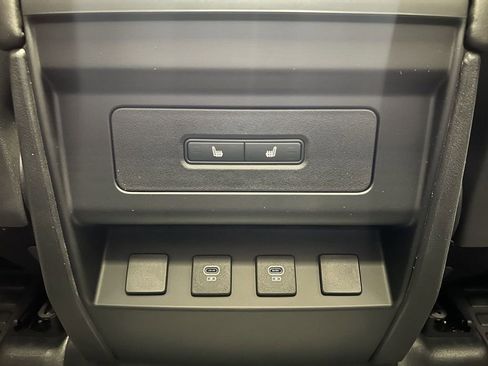 New 2024 Land Rover Defender 110 S AWD/4WD image 27