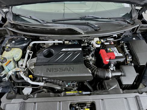 Used 2022 Nissan Rogue SV image 30