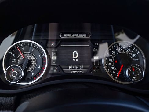 Used 2024 RAM 2500 Laramie image 26