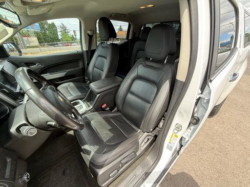 Used 2016 Chevrolet Colorado LT w/ Luxury Package, Chrome AWD/4WD image 9