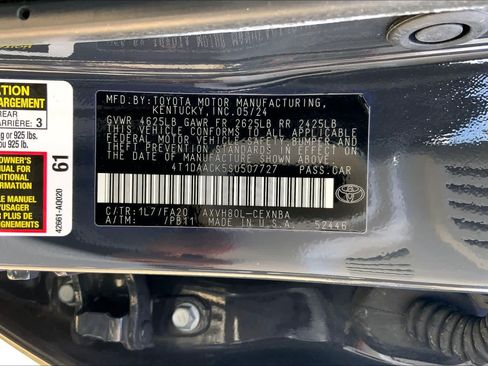 Used 2025 Toyota Camry LE FWD image 33