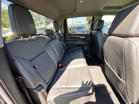 Used 2025 GMC Sierra 1500 SLT RWD image 25