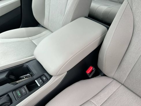 Used 2025 Honda Accord LX image 20