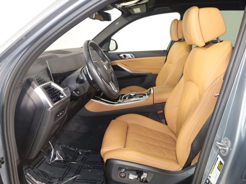 Used 2025 BMW X5 xDrive40i w/ Climate Comfort Package AWD/4WD image 12