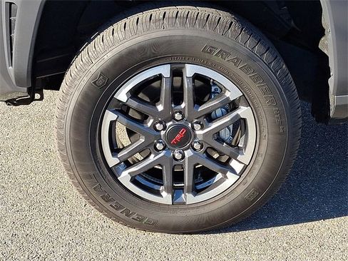 Used 2025 Toyota Tacoma SR5 image 8