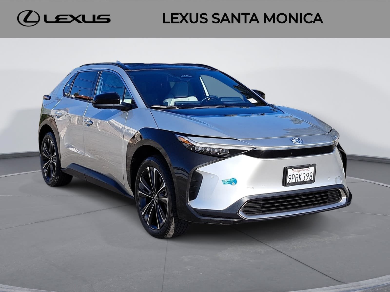 Used 2024 Toyota bZ4X AWD image 3