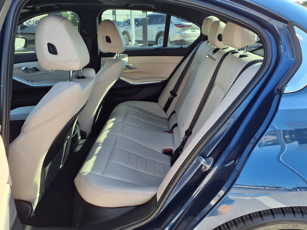 Used 2021 BMW 330i Sedan w/ Premium Package RWD image 14